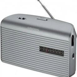 Grundig Music 60 Kofferradio Silber