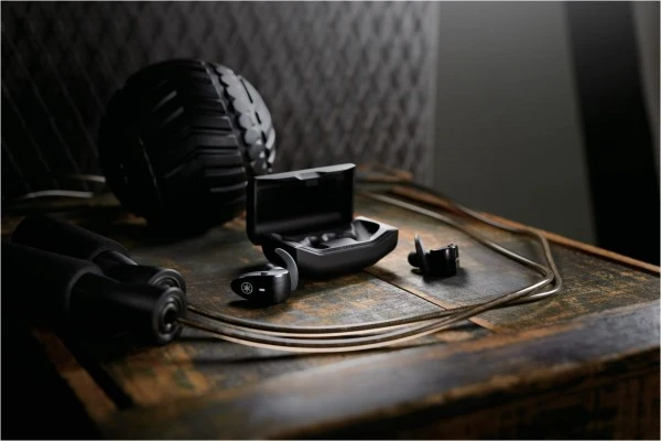Yamaha TW-ES5A True Wireless Kopfhörer Schwarz – Bild 2